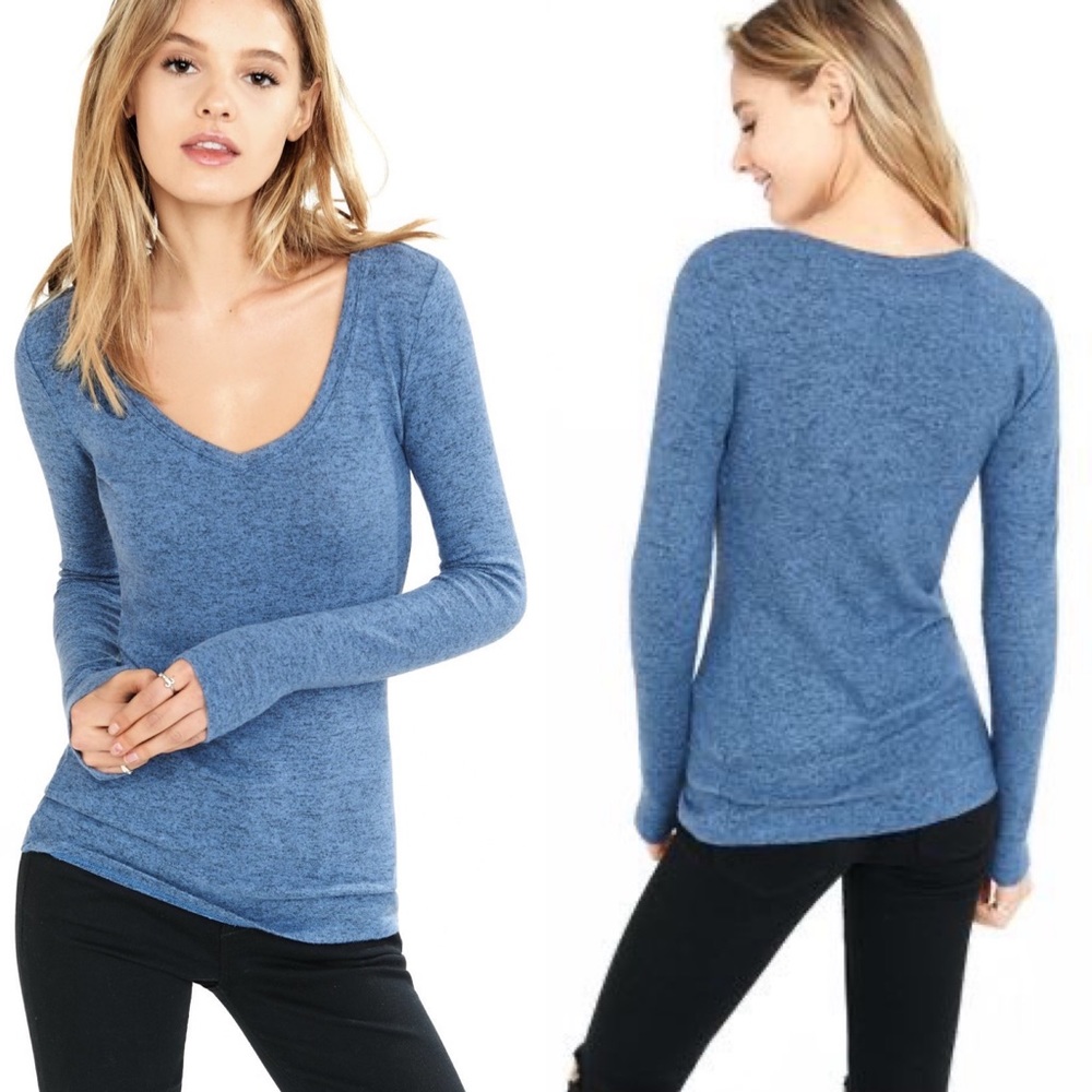 Express | One Eleven Plush Jersey V-Neck Tee - Picture 6 of 6